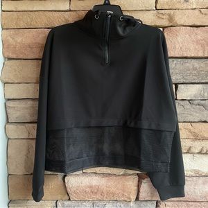 Icyzone black partial mesh pullover athleisure top Like New Medium